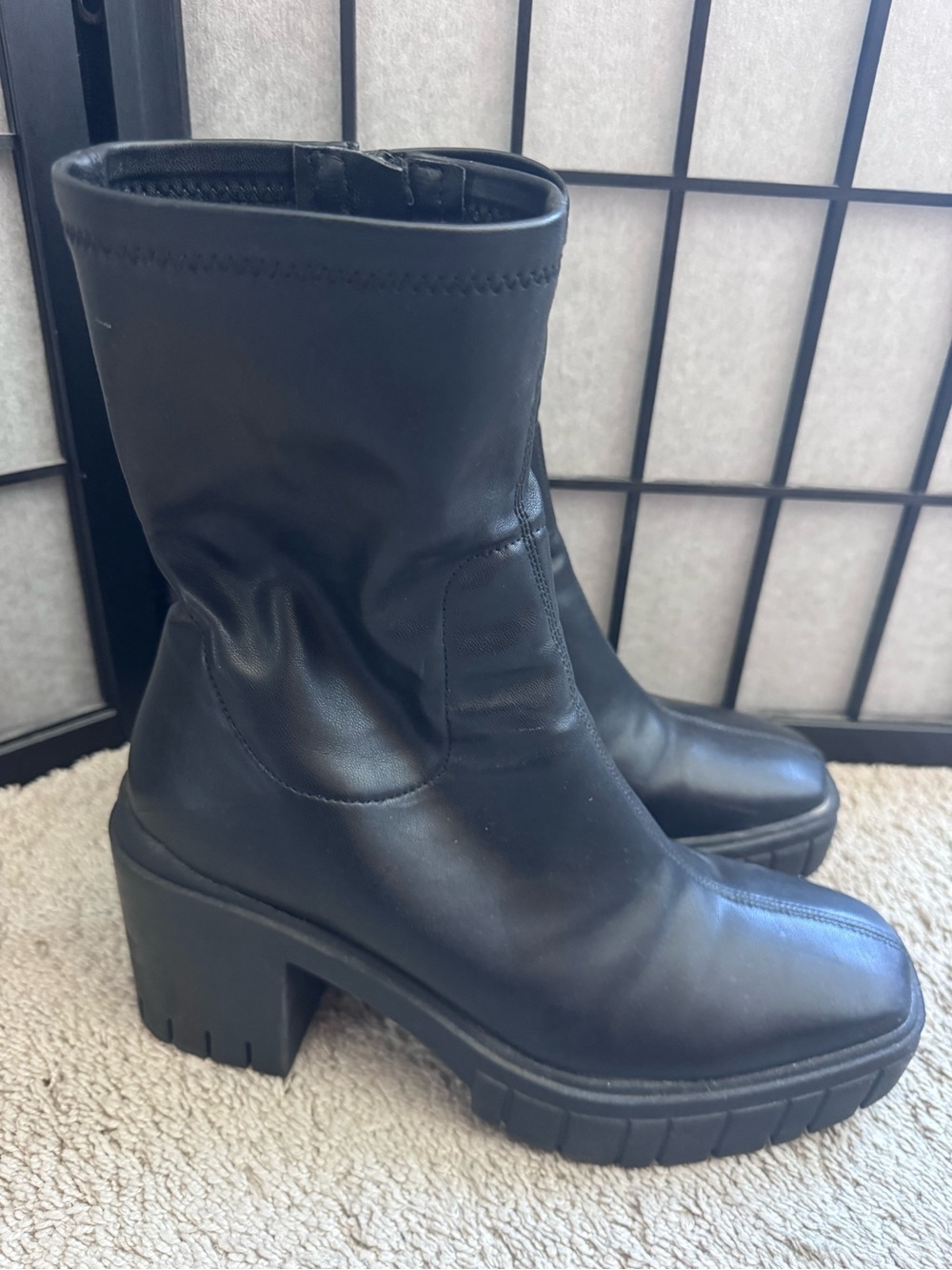 Women's Black Leather Chunky Heel Ankle Boots